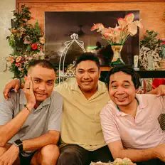 Escucha a pinklipps, mira videos musicales, lee su biografía, consulta las fechas de las gira y más.