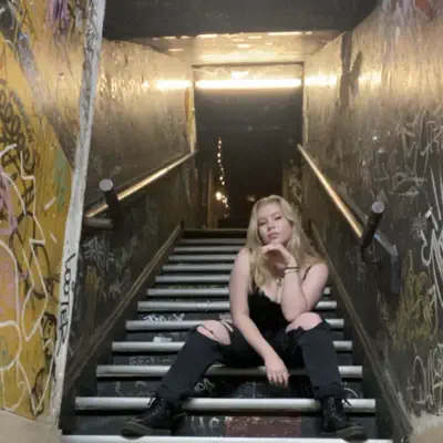 Listen to Briar Summers, watch music videos, read bio, see tour dates & more!
