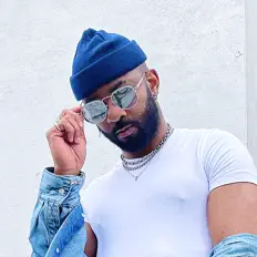 Platinum Mars dinle, müzik videolarını izle, biyografisini oku, tur tarihlerini ve daha fazlasını gör!