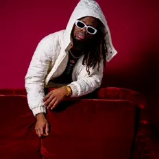 Ouve TIIGII, vê vídeos de música, lê a biografia, vê as datas da digressão e muito mais!