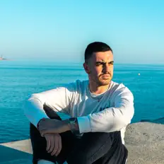 Idriss Reina: песни, клипы, биография, даты выступлений и многое другое.