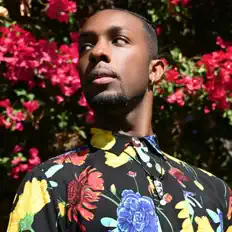 Escucha a JustPierre, mira videos musicales, lee su biografía, consulta las fechas de las gira y más.