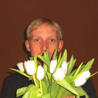 Listen to Erik Peers, watch music videos, read bio, see tour dates & more!