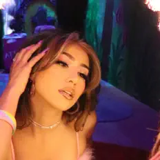 Dengarkan Miss Cactus, tonton video musik, baca bio, lihat tanggal tur & lainnya!