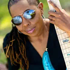 Listen to Robin Bramlett, watch music videos, read bio, see tour dates & more!