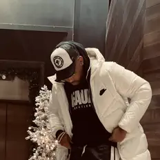 收听 Nathan Palmer、观看音乐视频、阅读小传、查看巡演日期等 ！