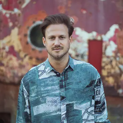 Listen to Olivan, watch music videos, read bio, see tour dates & more!