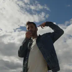 Dengarkan Beltran, tonton video musik, baca bio, lihat tanggal tur & lainnya!