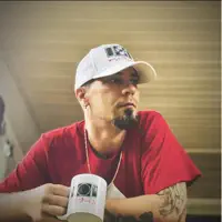 Ακούστε περιεχόμενο από undefined, παρακολουθήστε μουσικά βίντεο, διαβάστε το βιογραφικό, δείτε ημερομηνίες περιοδείας, και πολλά ακόμη!