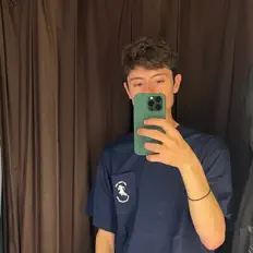 ArisTheGod을(를) 듣고, 뮤직 비디오를 보고, 약력을 읽고, 투어 일정 등을 확인하세요!