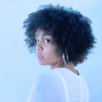 Escucha a undefined, mira videos musicales, lee su biografía, consulta las fechas de las gira y más.