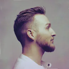 Hör dir Oliver Charles an, schau dir Musikvideos an, lies die Biografie, finde Tourdaten und mehr!