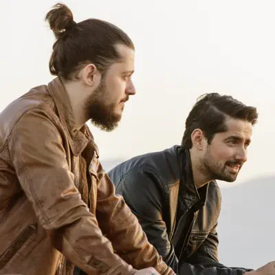 Listen to Punto, watch music videos, read bio, see tour dates & more!