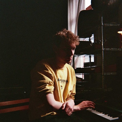 Listen to Transistorcake, watch music videos, read bio, see tour dates & more!