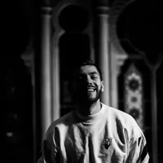 Luister naar Parmille, bekijk muziekvideo's, lees de bio, bekijk de tourdata, en meer!