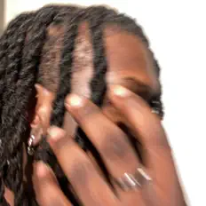 Ouça Postyjayyy, assista a videoclipes, leia a biografia, veja as datas das turnês e mais!