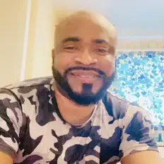 Poslechněte si interpreta Black Valentino, sledujte hudební videa, přečtěte si životopis, podívejte se na data turné a další informace.