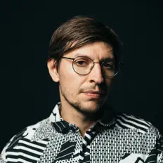 Listen to Jonas Saalbach, watch music videos, read bio, see tour dates & more!