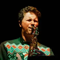 收听 Eric Parmelee、观看音乐视频、阅读小传、查看巡演日期等 ！