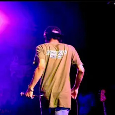 Kullo Kuls dinle, müzik videolarını izle, biyografisini oku, tur tarihlerini ve daha fazlasını gör!