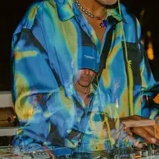 Ouça DJUNKIE, assista a videoclipes, leia a biografia, veja as datas das turnês e mais!