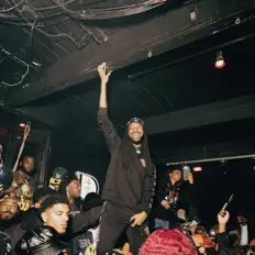聆聽 OgPurpin、觀看音樂影片、閱讀小傳、查看巡演日期等！