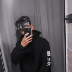 Dengarkan Dams, tonton video musik, baca bio, lihat tanggal tur & lainnya!