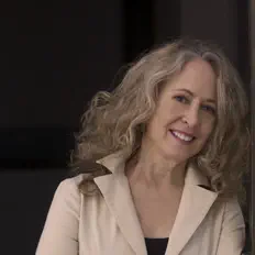 收听 Ellen Johnson、观看音乐视频、阅读小传、查看巡演日期等 ！