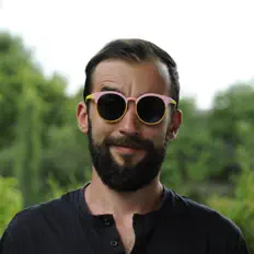 Funky Fella सुनें, म्यूज़िक वीडियो देखें, बायो पढ़ें, दौरे की तारीखें और बहुत कुछ देखें!