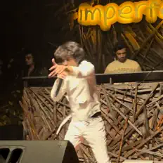 Ouça Rager, assista a videoclipes, leia a biografia, veja as datas das turnês e mais!