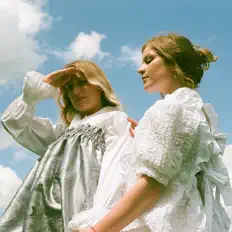 Listen to Lilla Sol, watch music videos, read bio, see tour dates & more!