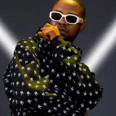 聆聽 Raph Jay、觀看音樂影片、閱讀小傳、查看巡演日期等！