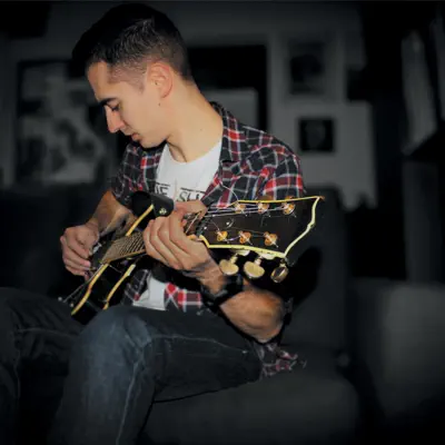 Listen to Armando Simonini, watch music videos, read bio, see tour dates & more!