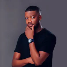 Poslechněte si interpreta Hyphy, sledujte hudební videa, přečtěte si životopis, podívejte se na data turné a další informace.