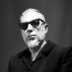 Burçin Çakar dinle, müzik videolarını izle, biyografisini oku, tur tarihlerini ve daha fazlasını gör!