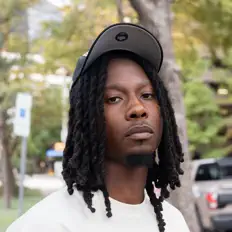 Posłuchaj wykonawcy Yassien, obejrzyj teledyski, przeczytaj biografię, zobacz daty tras koncertowych i nie tylko!