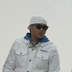 收听 DOLOJAYY、观看音乐视频、阅读小传、查看巡演日期等 ！