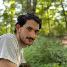 Nate Christianを聴いたり、ミュージックビデオを鑑賞したり、経歴やツアー日程などを確認したりしましょう！