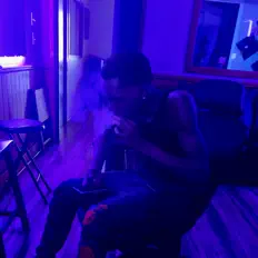 Ascolta Sin Macc, guarda video musicali, leggi la biografia, vedi le date del tour & altro!