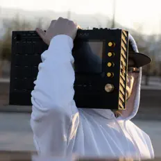 RodBonzai을(를) 듣고, 뮤직 비디오를 보고, 약력을 읽고, 투어 일정 등을 확인하세요!