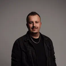 收听 Sajmir Misku、观看音乐视频、阅读小传、查看巡演日期等 ！