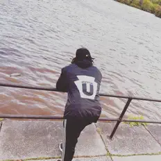 H-Rap Beyを聴いたり、ミュージックビデオを鑑賞したり、経歴やツアー日程などを確認したりしましょう！