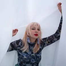Listen to Alice on the roof, watch music videos, read bio, see tour dates & more!