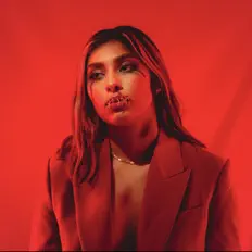 Escucha a Natalia Lozano, mira vídeos musicales, lee la biografía, consulta fechas de giras y mucho más.