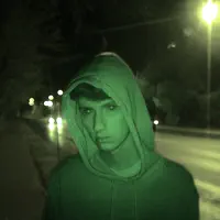 Écoutez undefined, regardez des vidéoclips, lisez la biographie, consultez les dates de tournée et plus encore !