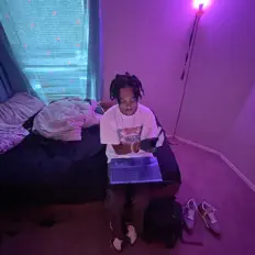 Dengarkan Djvvstocold, tonton video musik, baca bio, lihat tanggal tur & lainnya!