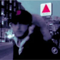 Écoutez undefined, regardez des vidéoclips, lisez la biographie, consultez les dates de tournée et plus encore !
