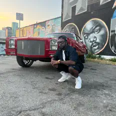 收听 K3livino、观看音乐视频、阅读小传、查看巡演日期等 ！