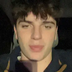Ouve Nick olas P, vê vídeos de música, lê a biografia, vê as datas da digressão e muito mais!