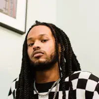 undefinedを聴いたり、ミュージックビデオを鑑賞したり、経歴やツアー日程などを確認したりしましょう！